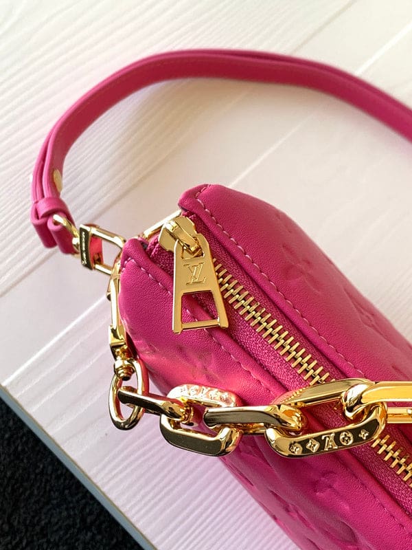 Louis Vuitton Coussin PM M23613