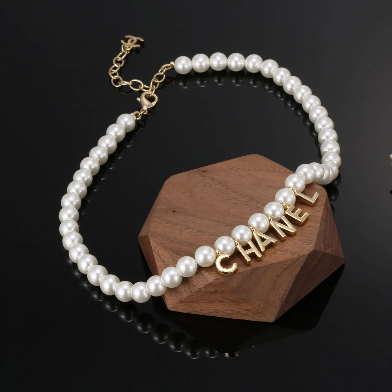 CC Necklace 0010