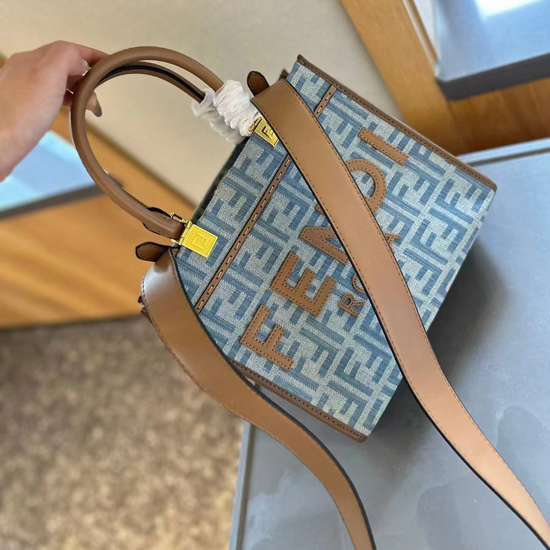 Fendi Sunshine Small