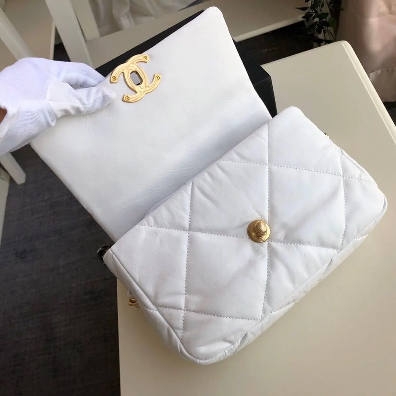 Chanel 19 HandBag White For Women 10.1in/26cm AS1160