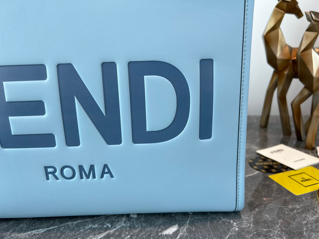 Fendi Sunshine Shopper Medium Bag