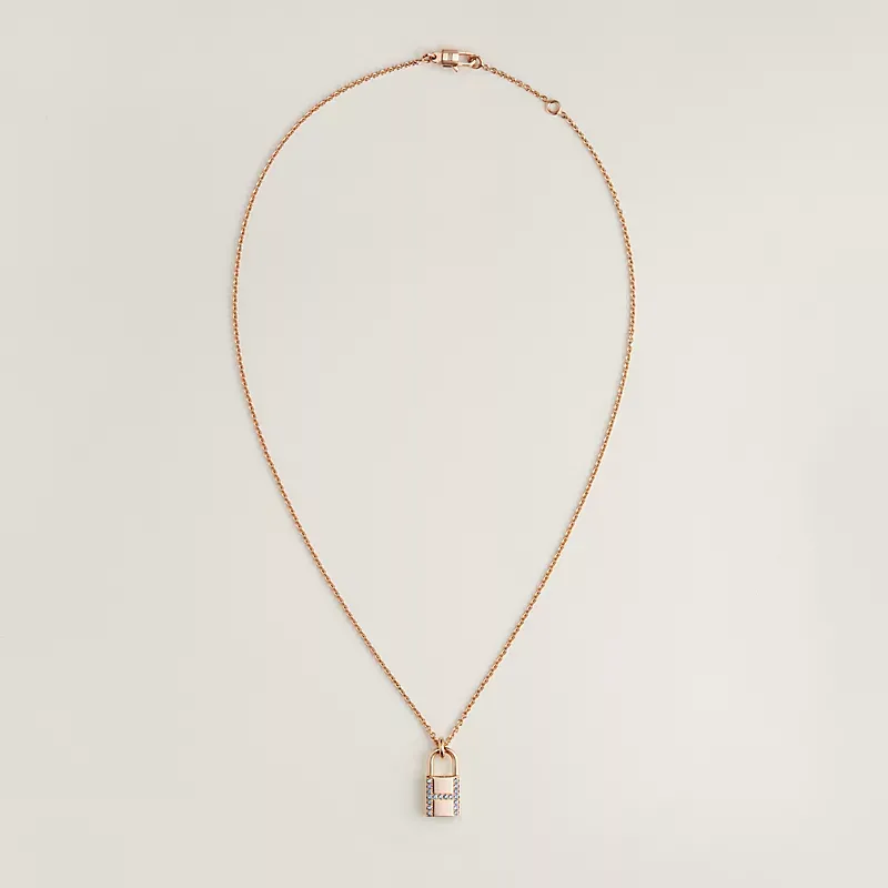 Hermes Kelly Cadenas pendant