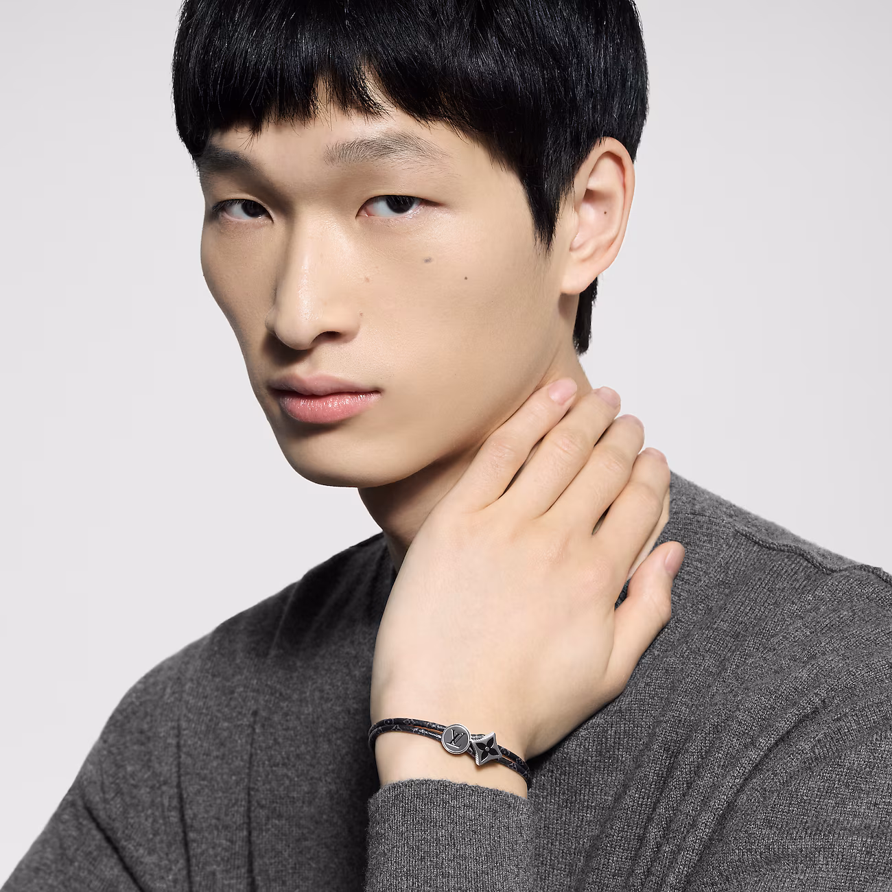 Louis Vuitton Catch It Bracelet M8111E