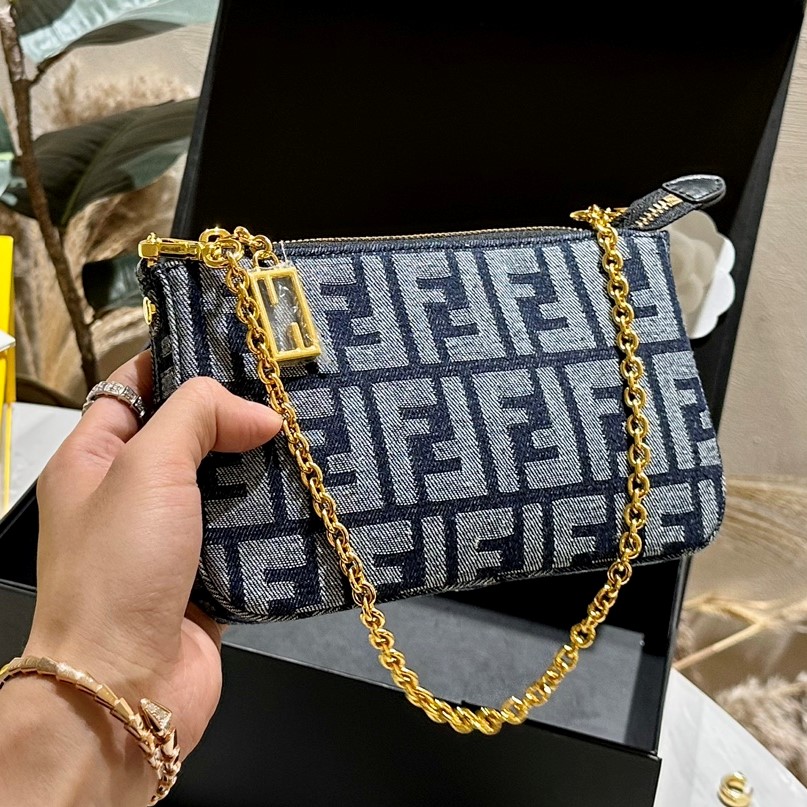 Fendi Baguette Pouch