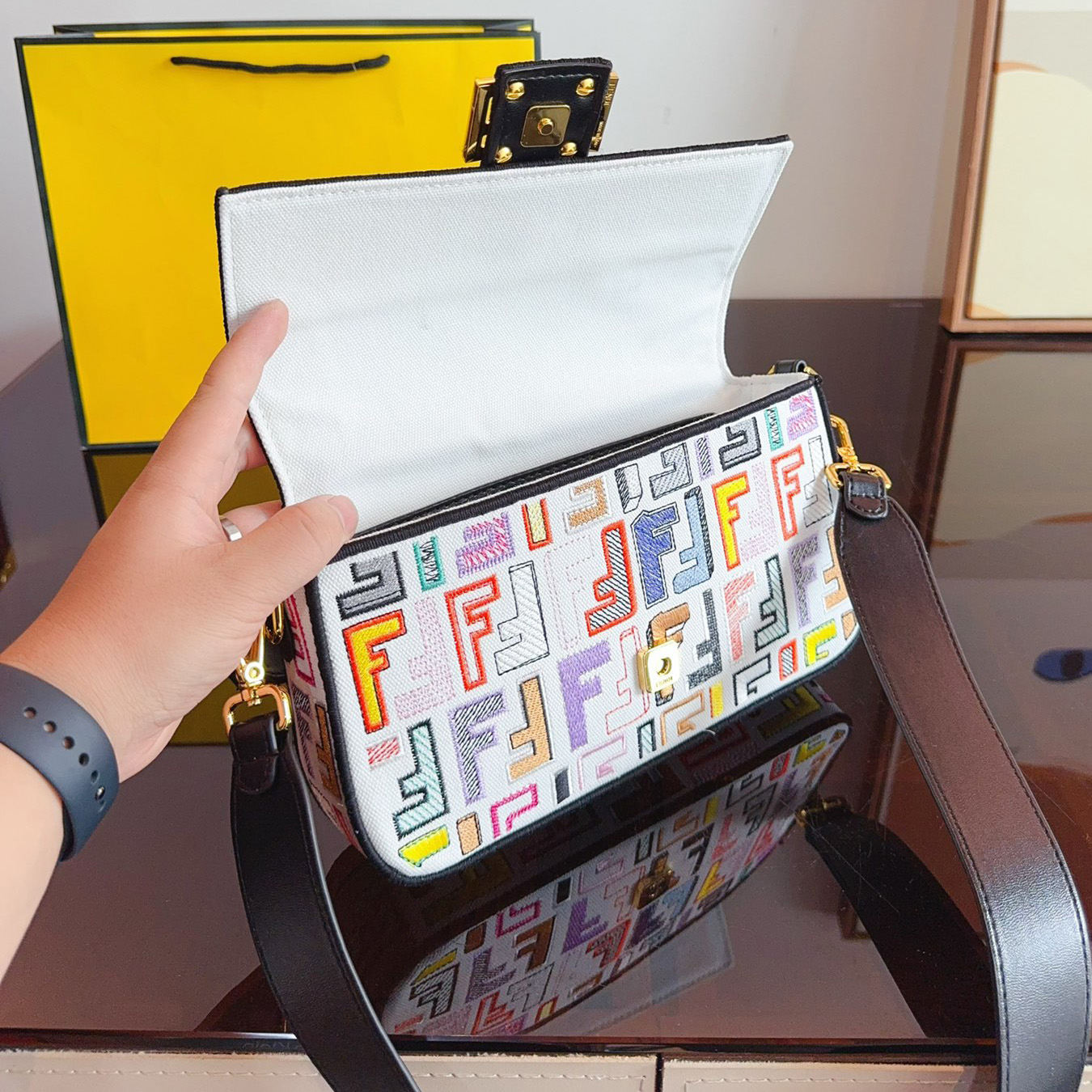 Fendi Baguette Medium