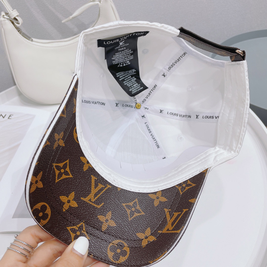 Louis Vuitton New Stitching Presbyopia Fisherman Cap - White