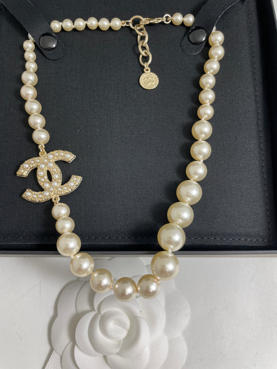 CC Pearl Choker Necklace