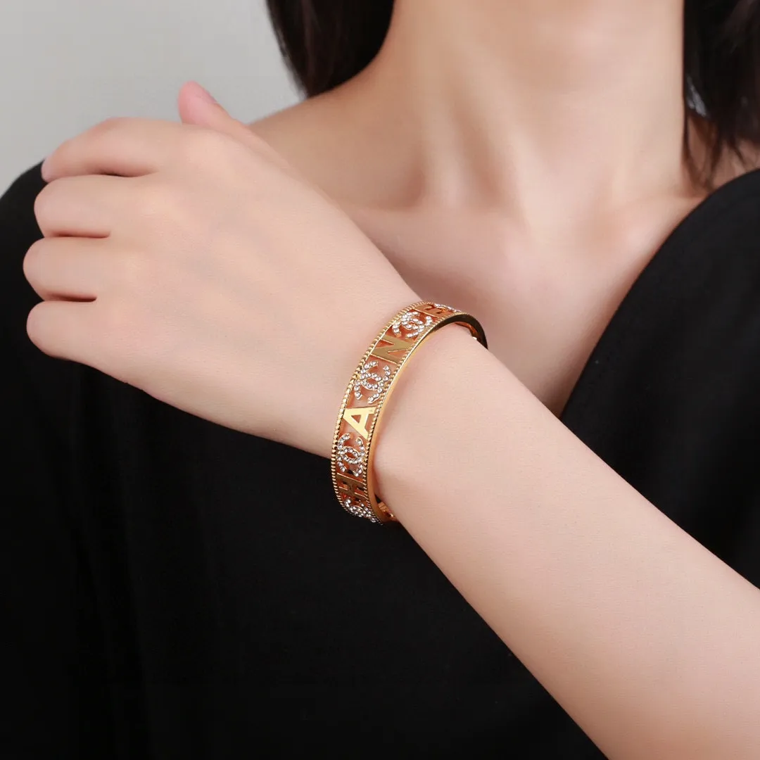 CC Bracelet 0009