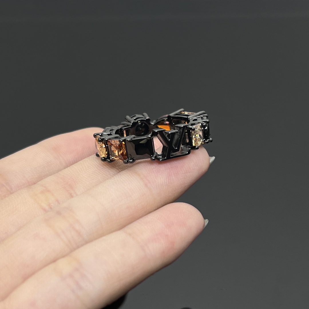 Louis Vuitton Light Ring