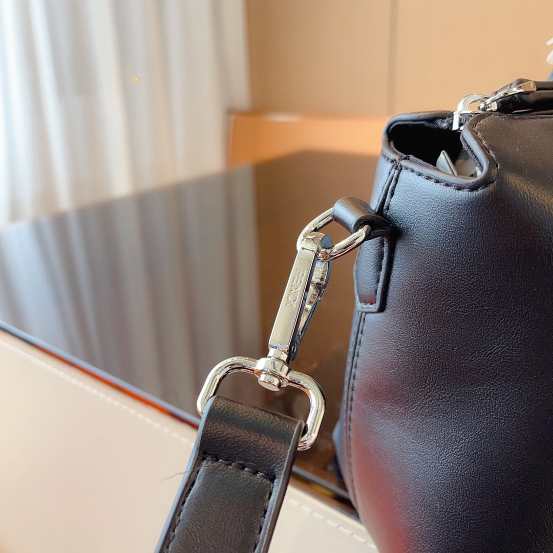 Fendi By The Way Medium