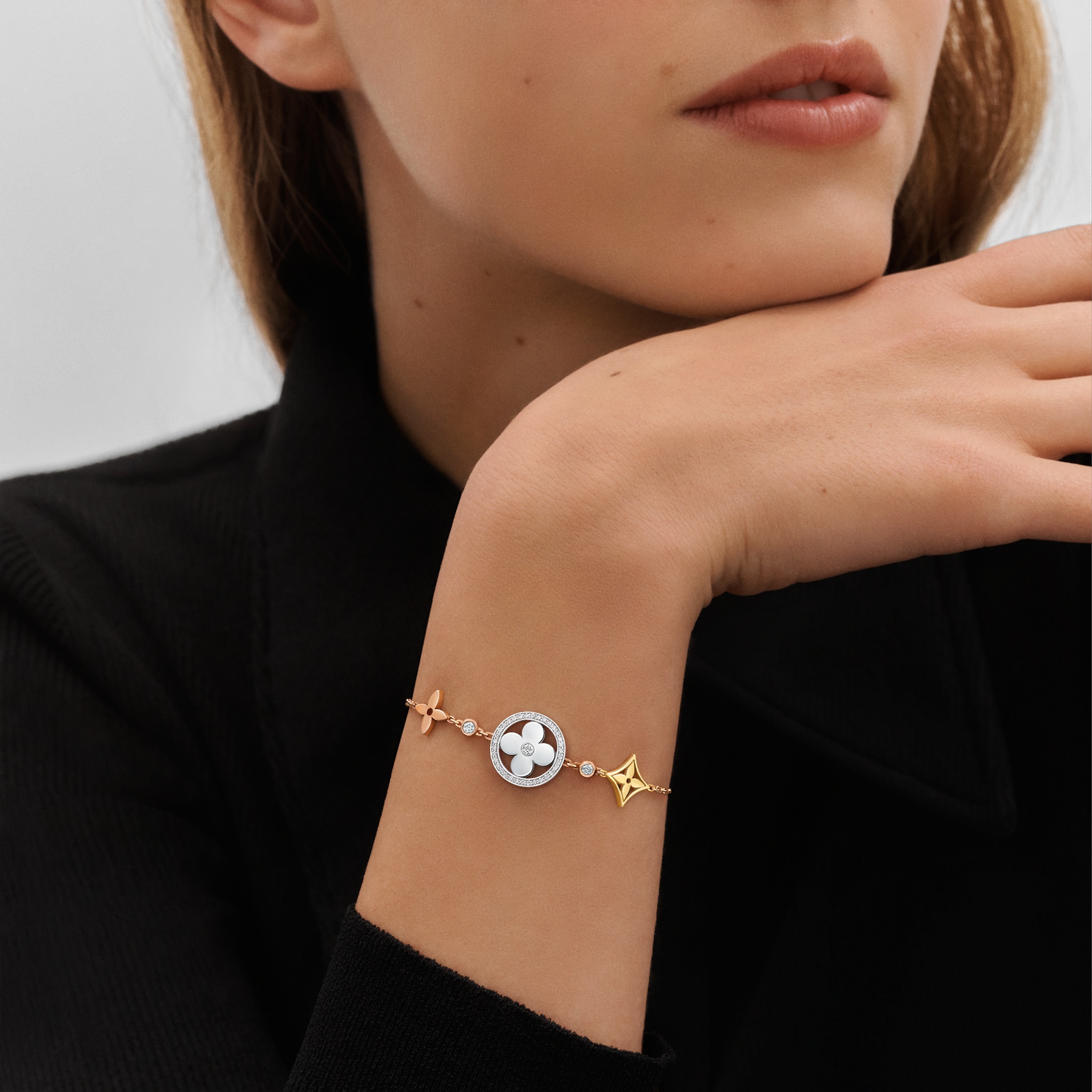 Louis Vuitton Idylle Blossom XL Bracelet, 3 golds and diamonds