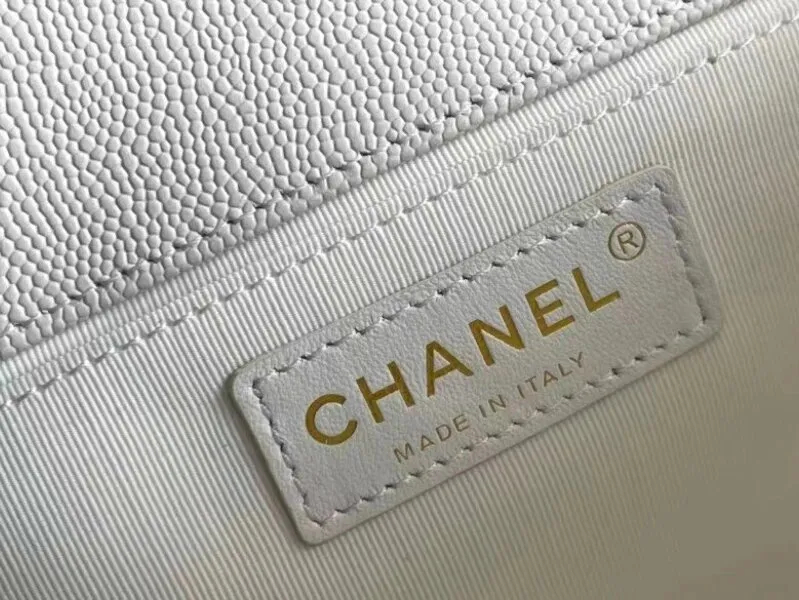 CHANEL CAVIAR QUILTED MEDIUM BOY FLAP IVORY