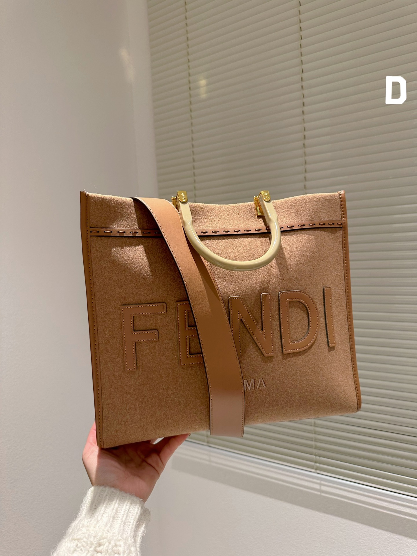 Fendi Sunshine Medium