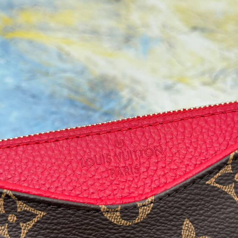 Louis Vuitton Pallas Clutch M41638