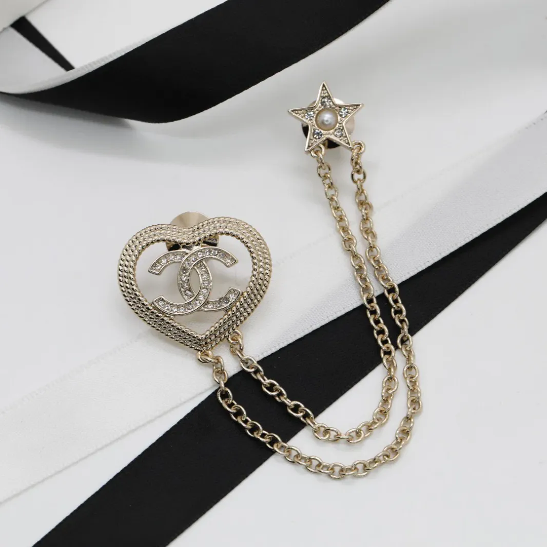 High quality CC brooch