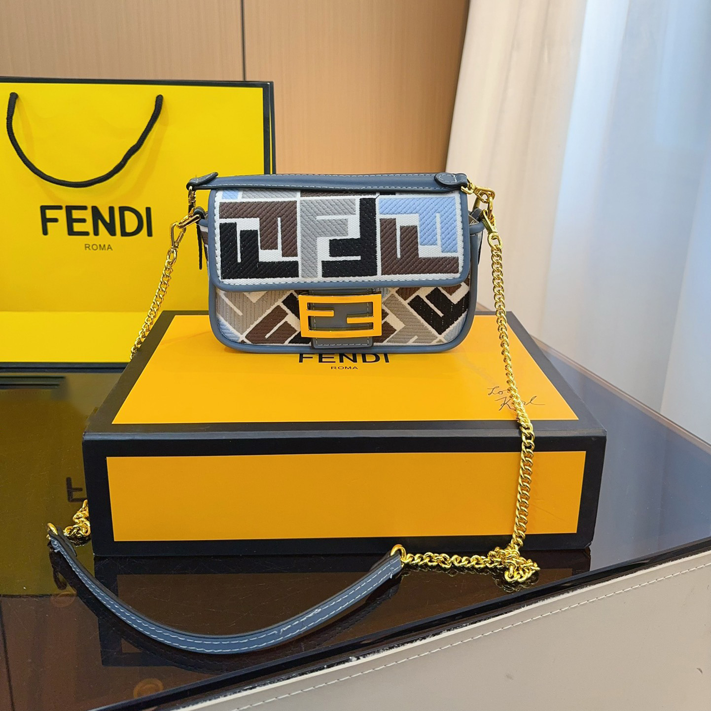 Fendi Baguette Mini