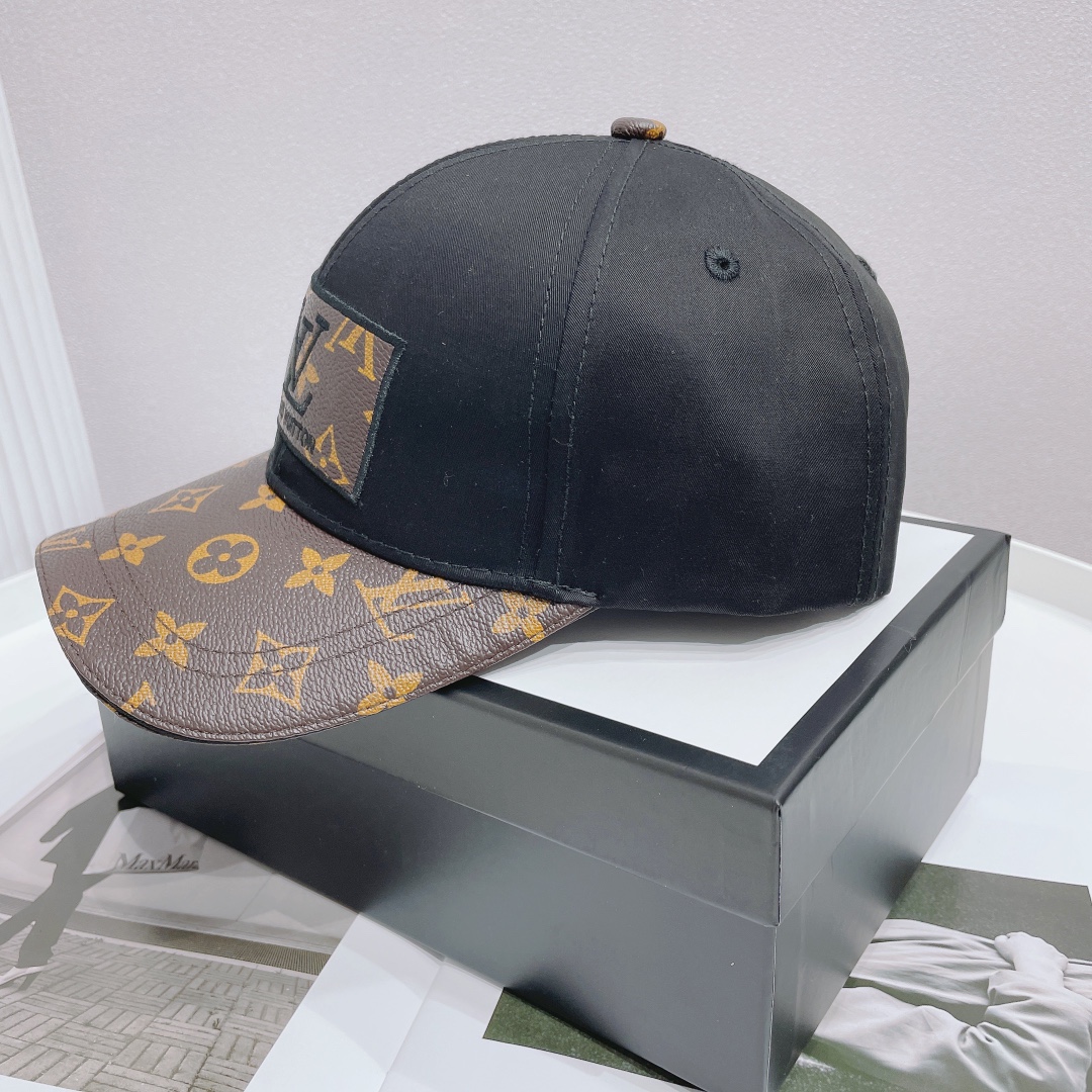 Louis Vuitton New Stitching Presbyopia Fisherman Cap - Black