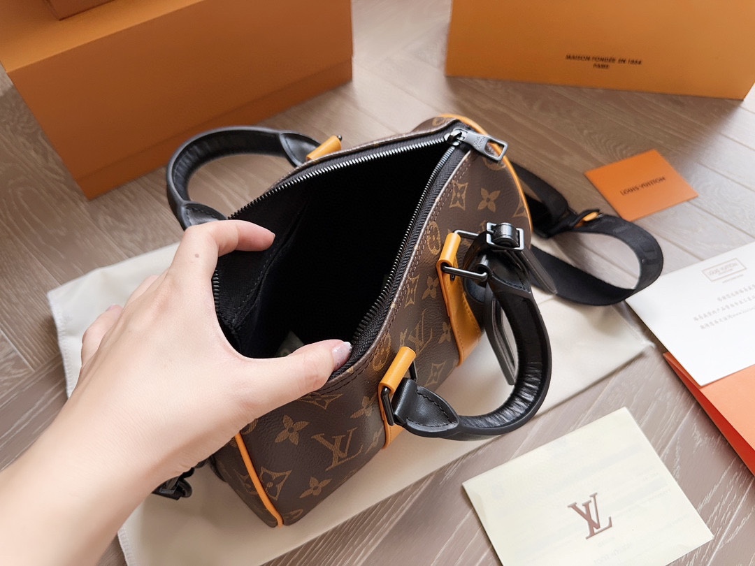 Louis Vuitton M46687 Keepall Bandoulière 25