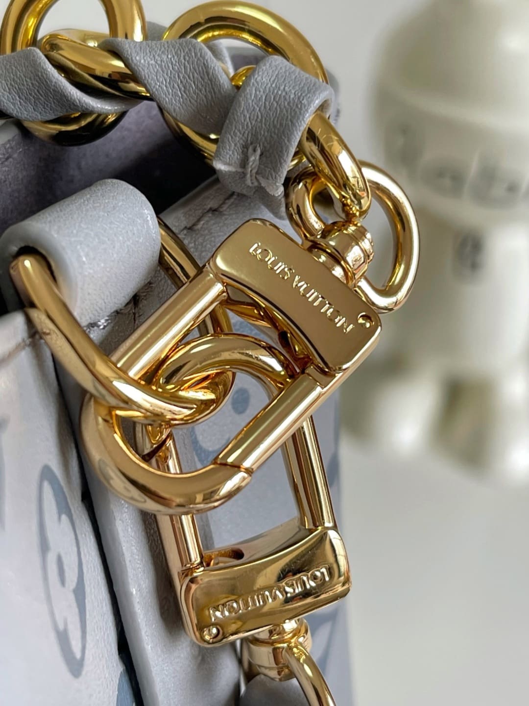 Louis Vuitton M12749 NÉONOÉ BB