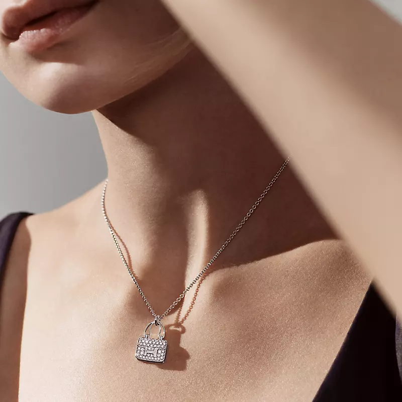 Hermes Amulettes Constance pendant