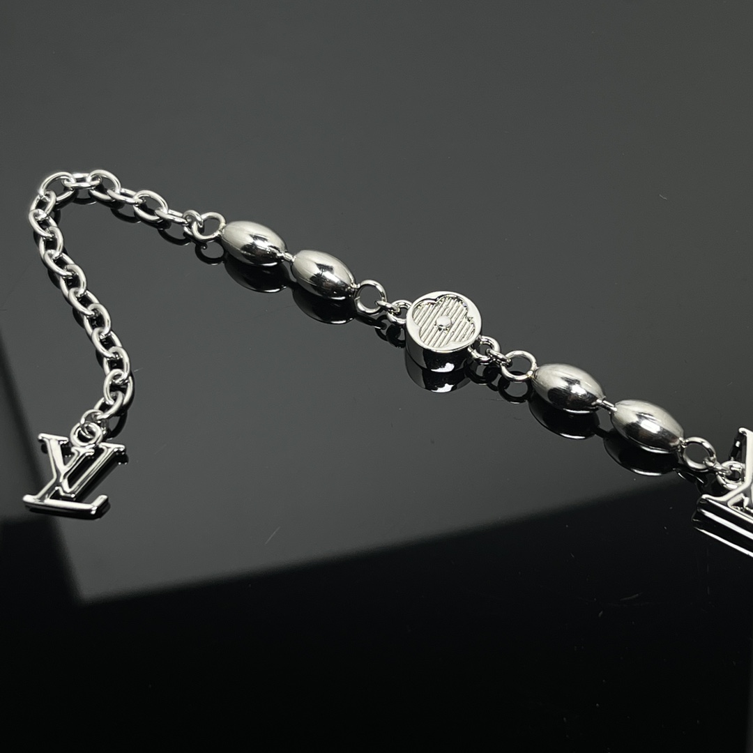 Louis Vuitton Pearls Fusion Bracelet