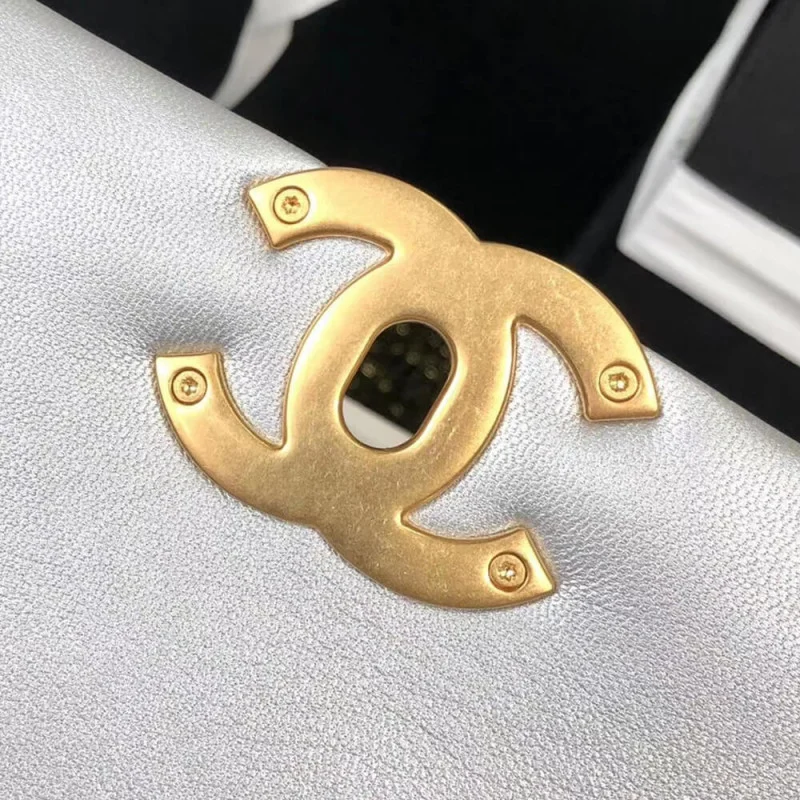Chanel 19 Flap Bag As1160 Silver