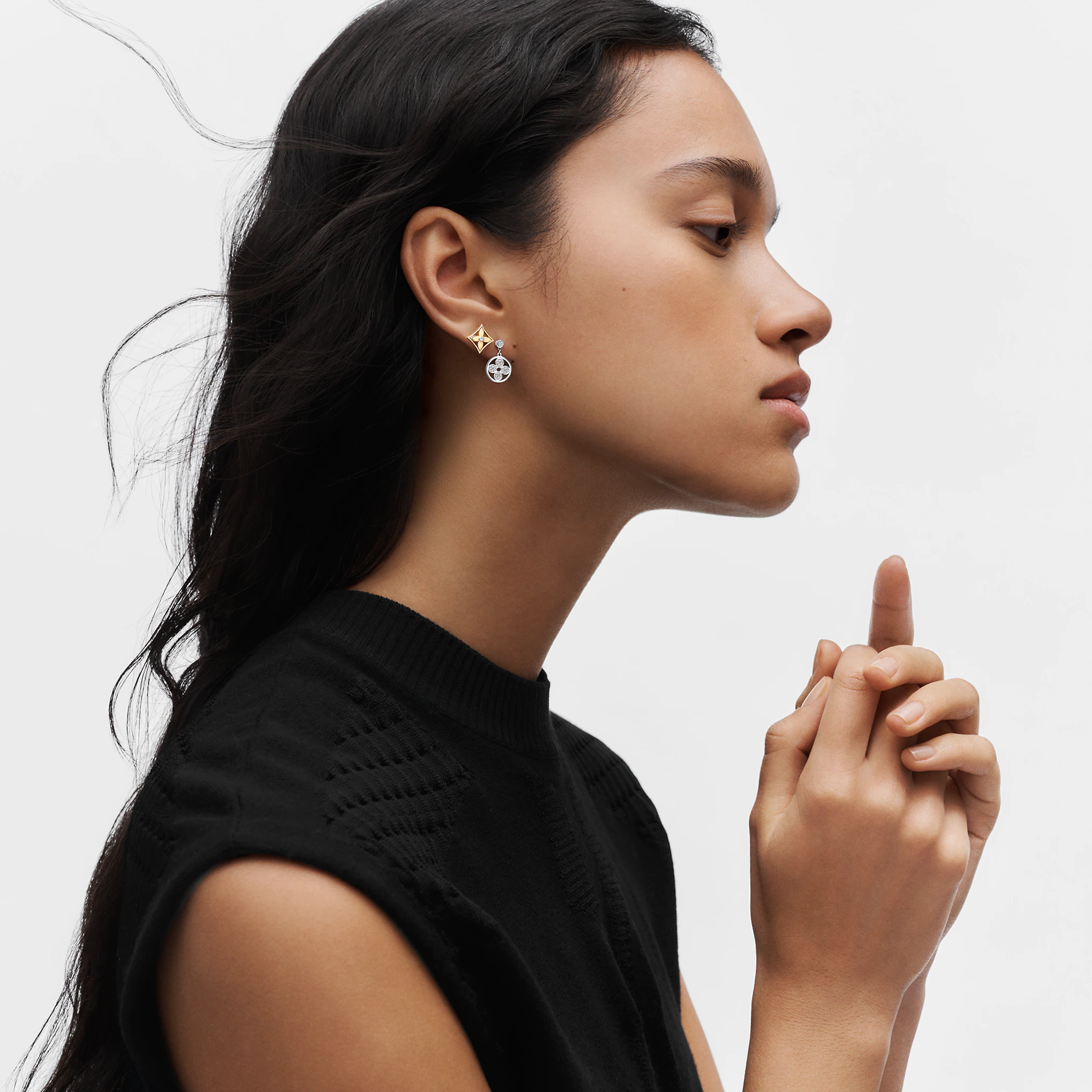 Louis Vuitton Idylle Blossom Ear Stud, White Gold And Diamonds - Per Unit