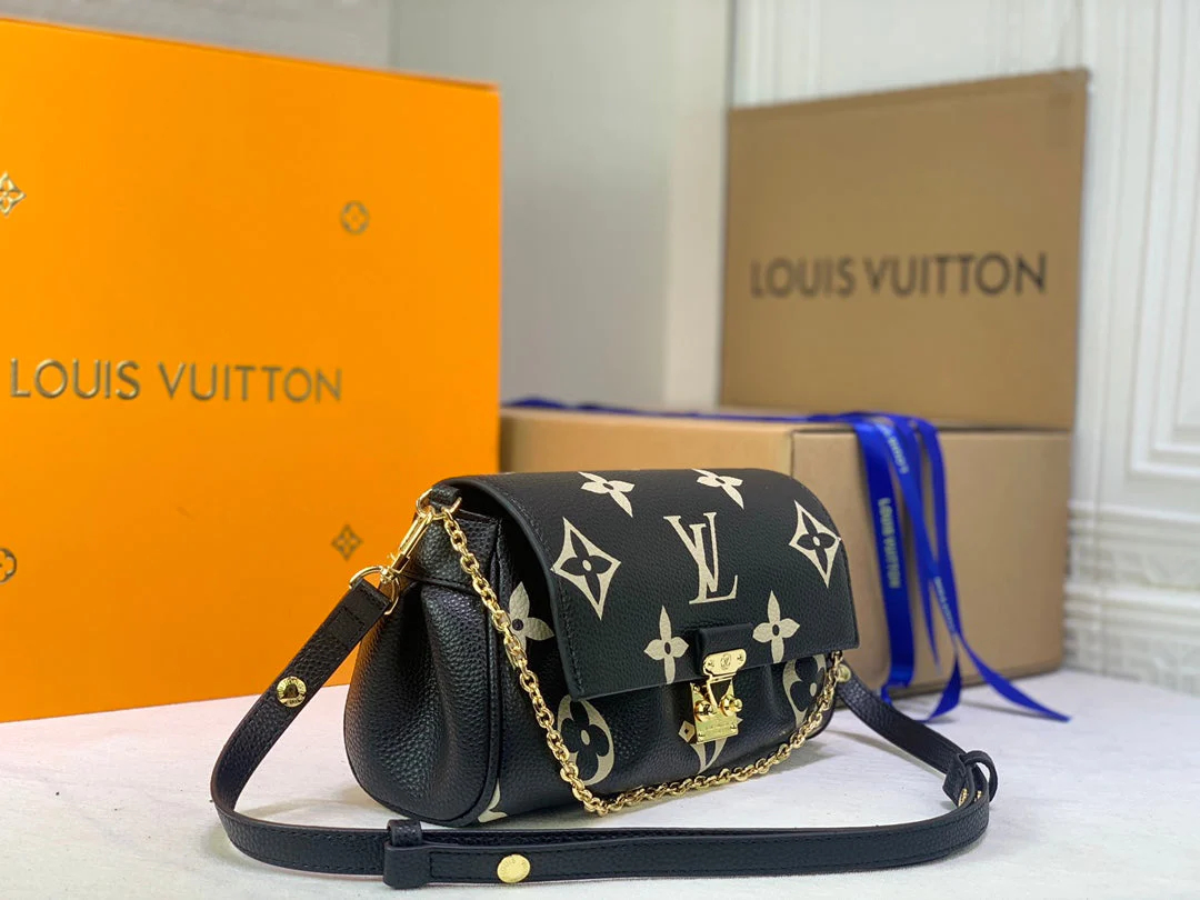 Louis Vuitton Favorite M45859