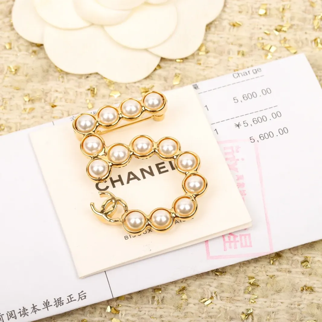 Top quality CC brooch