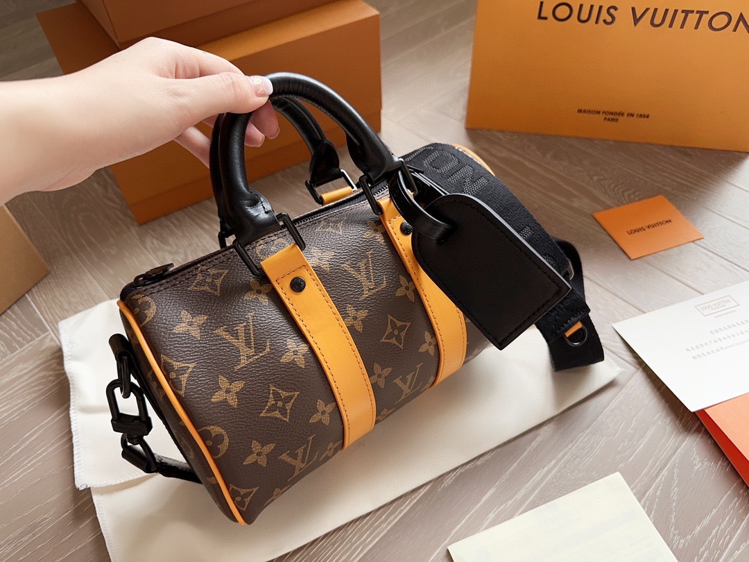Louis Vuitton M46687 Keepall Bandoulière 25
