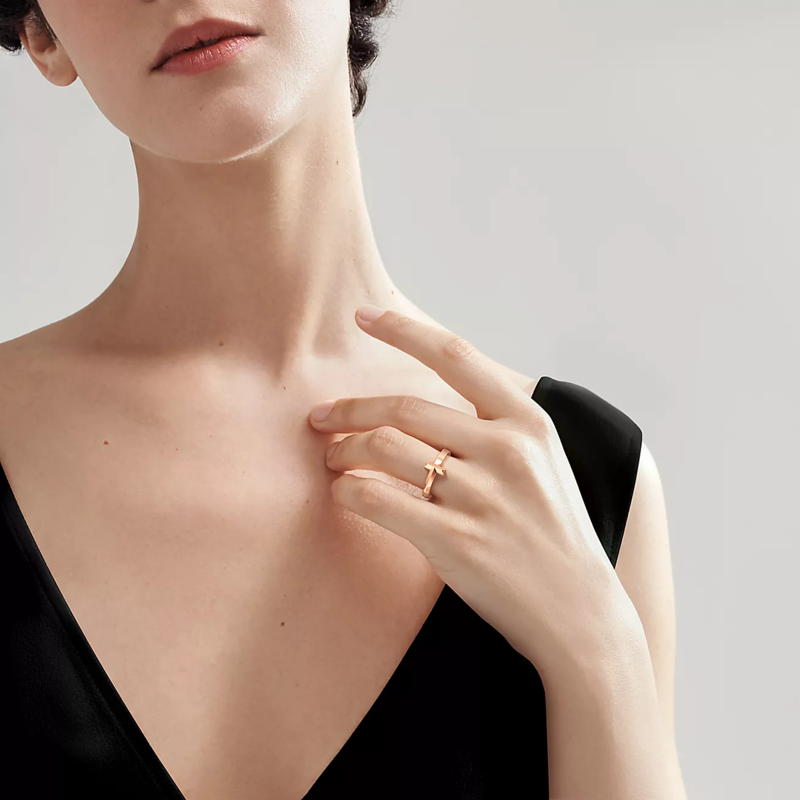 Tiffany & Co. T T1 Ring in Rose Gold, 2.5 mm