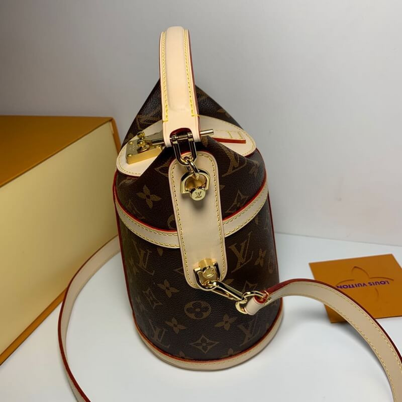 Louis Vuitton Duffle Bag M43587