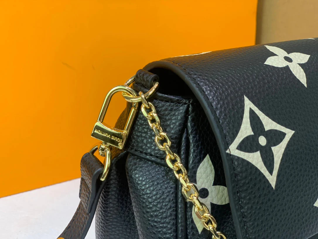 Louis Vuitton Favorite M45859