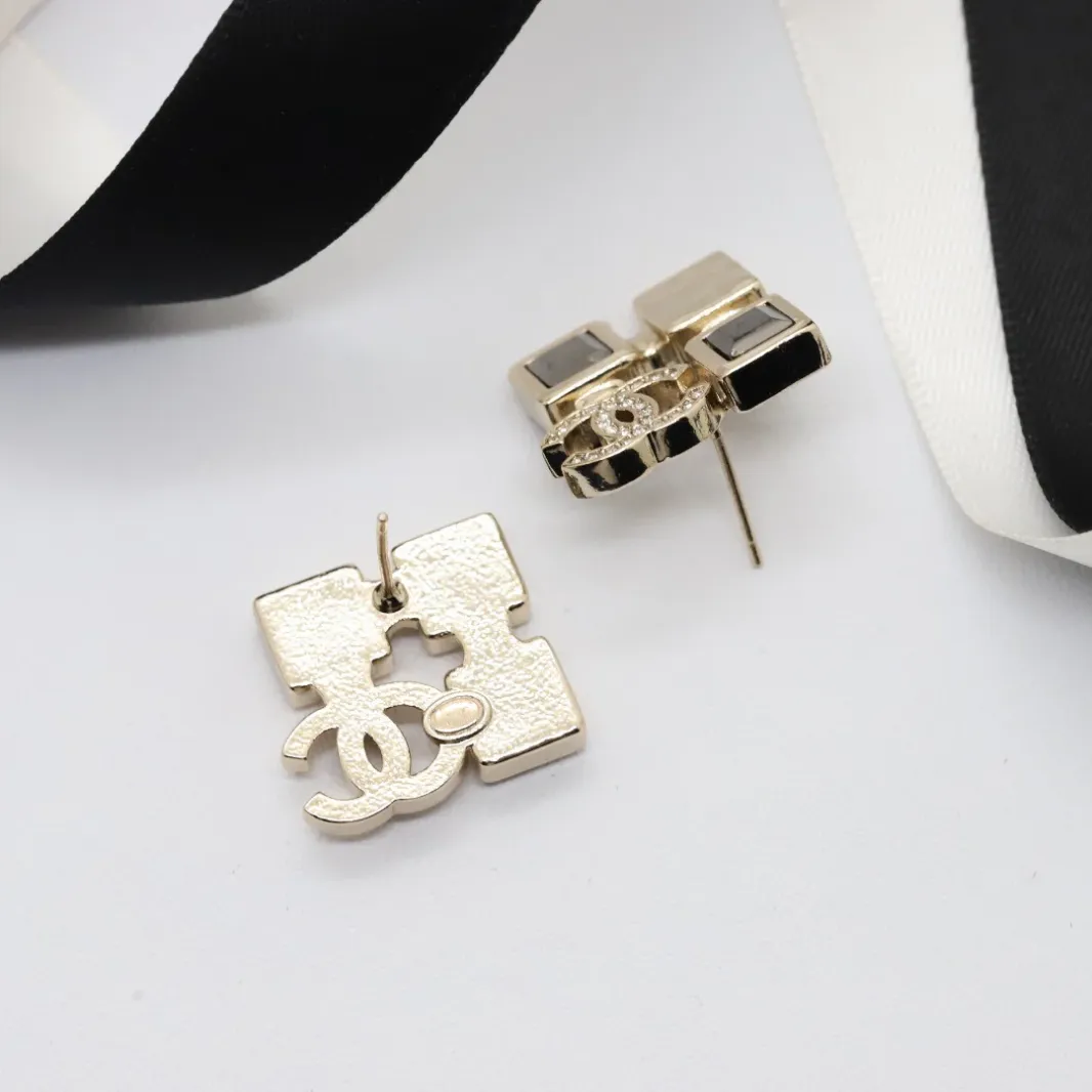 CCE258 CC earring