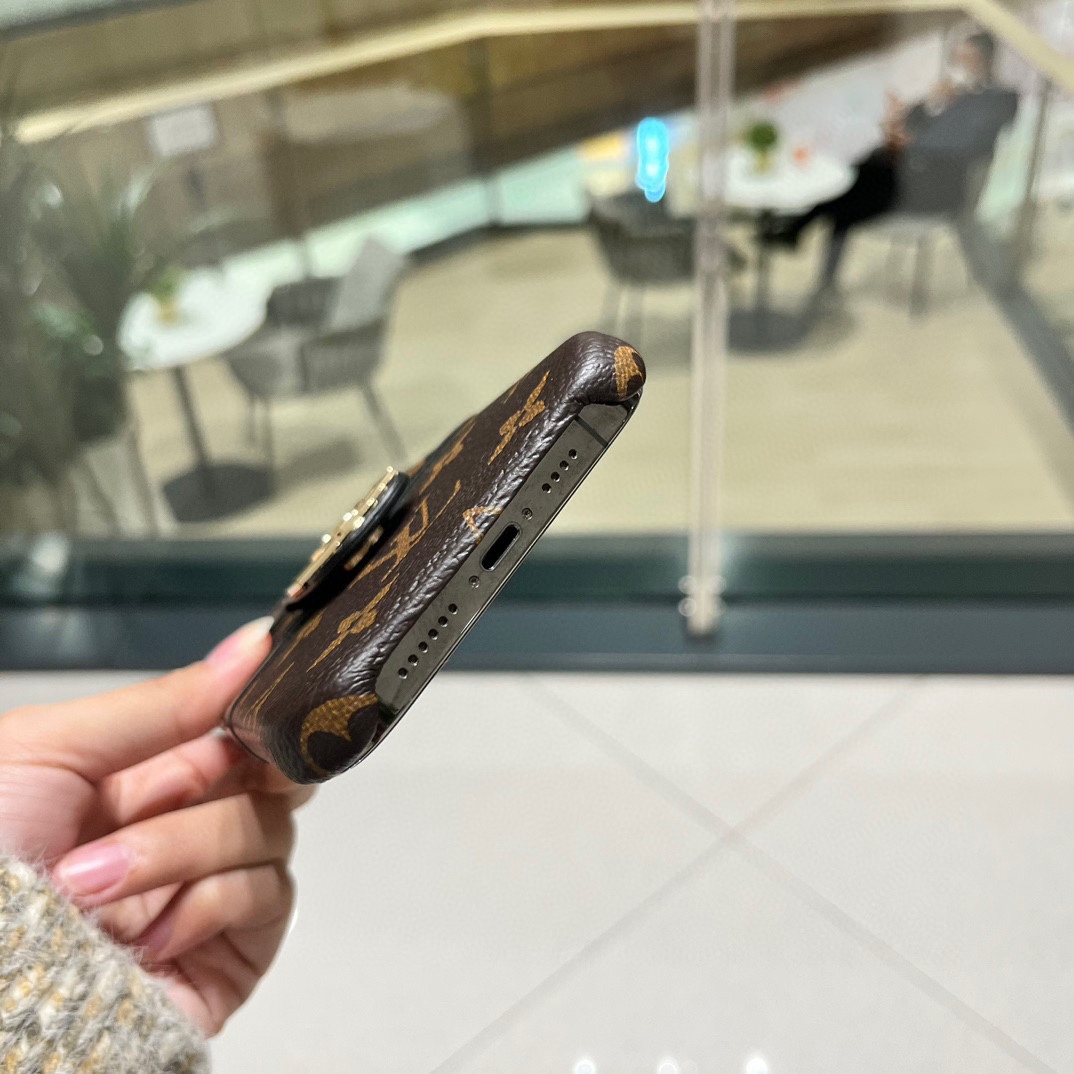 Louis Vuitton | Flower Patterns Star Leather iPhone Case