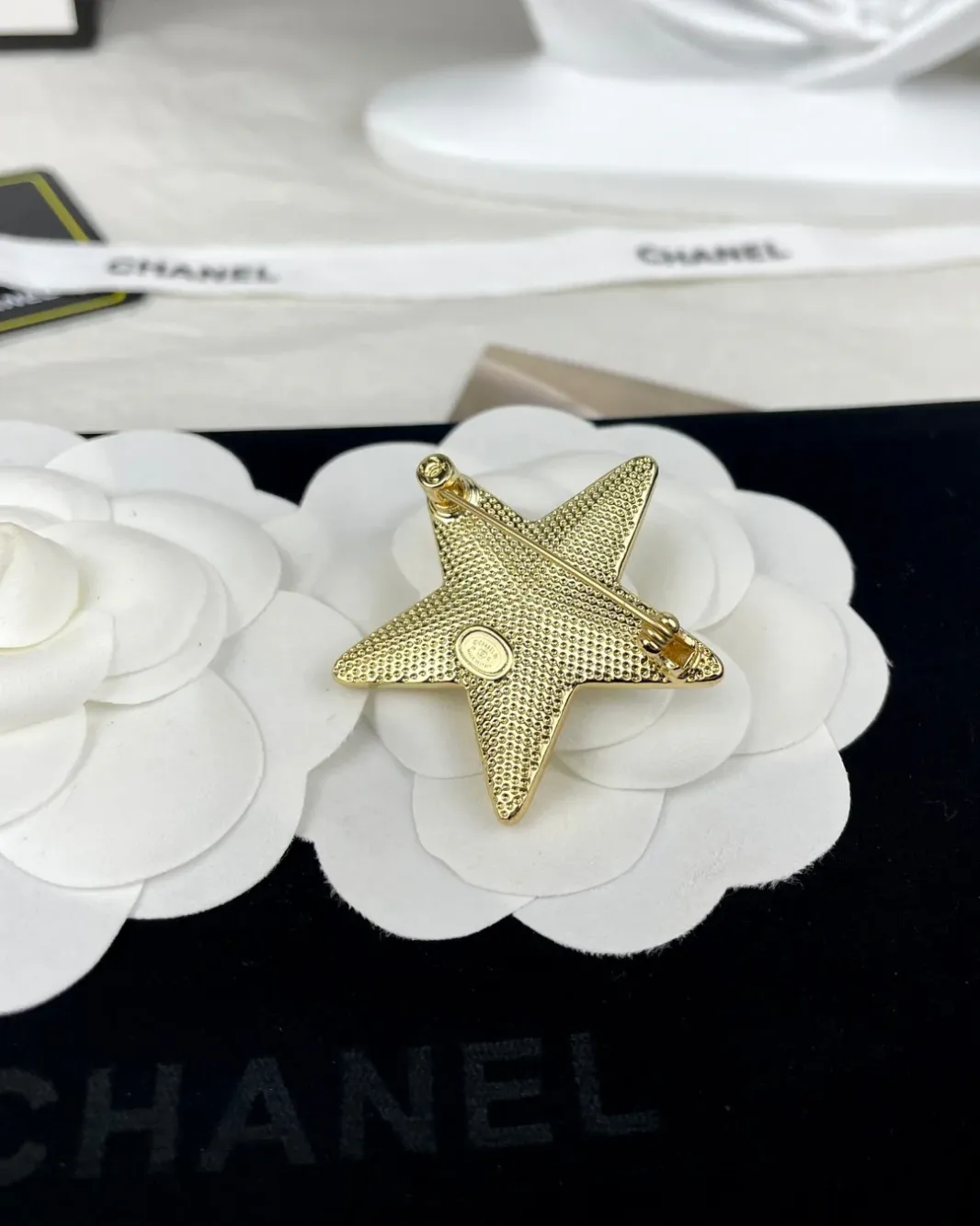 High quality CC brooch