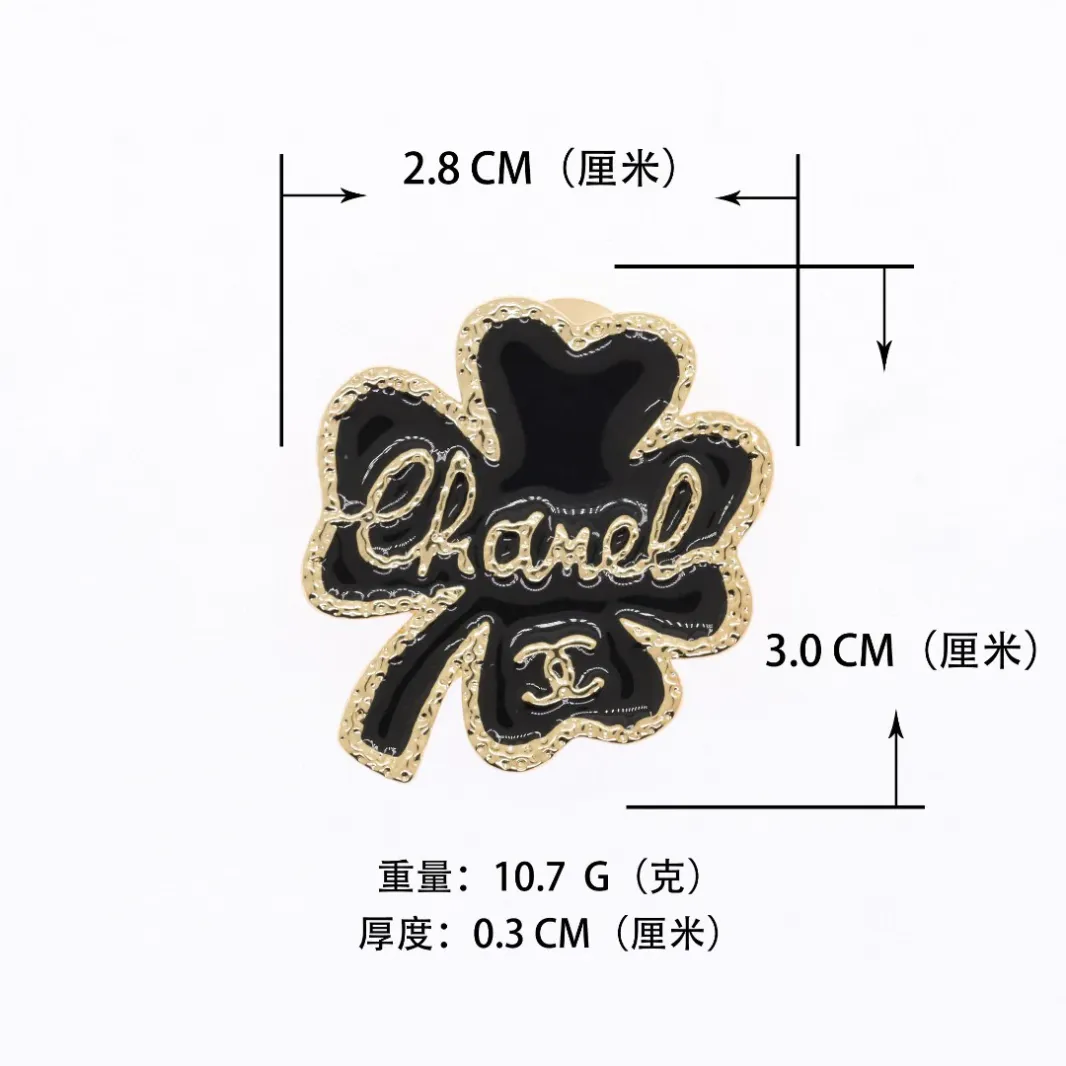 Four-leaf clover brooch