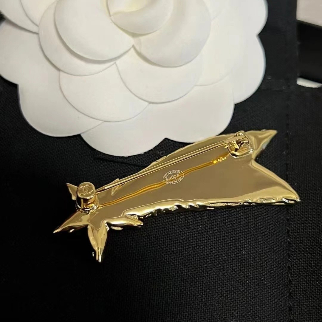 Pentagram Black Double C Brooch