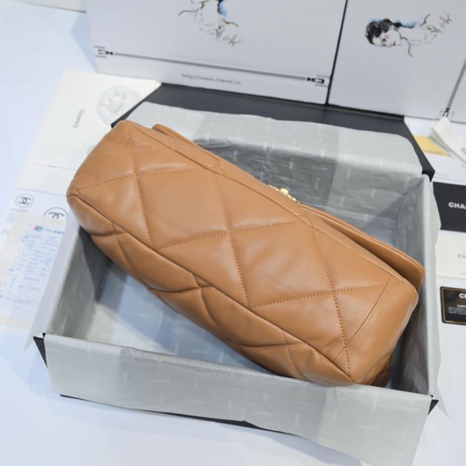 Chanel 19 Maxi Handbag AS1162