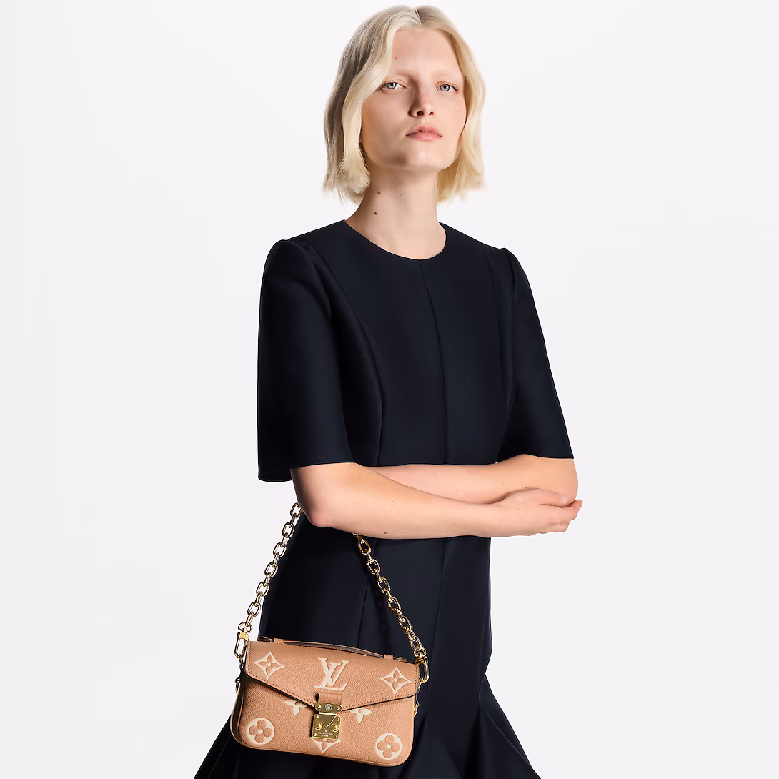 Pochette Métis East West M12735