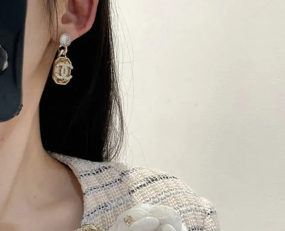 CC Earrings 0002