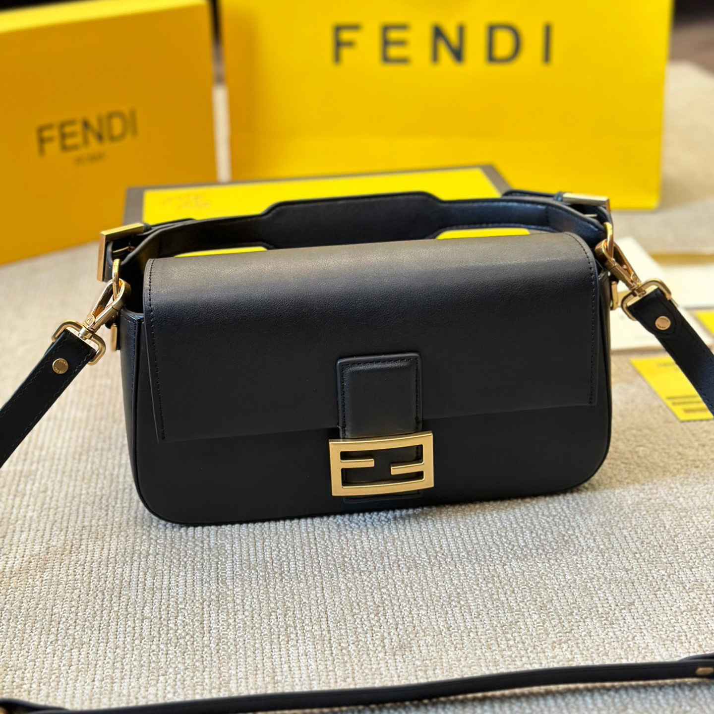 Fendi Baguette Medium