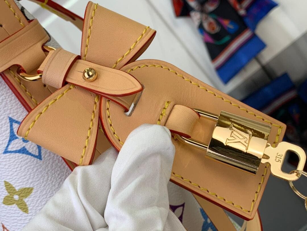 Louis Vuitton M13089 LV x TM All In BB