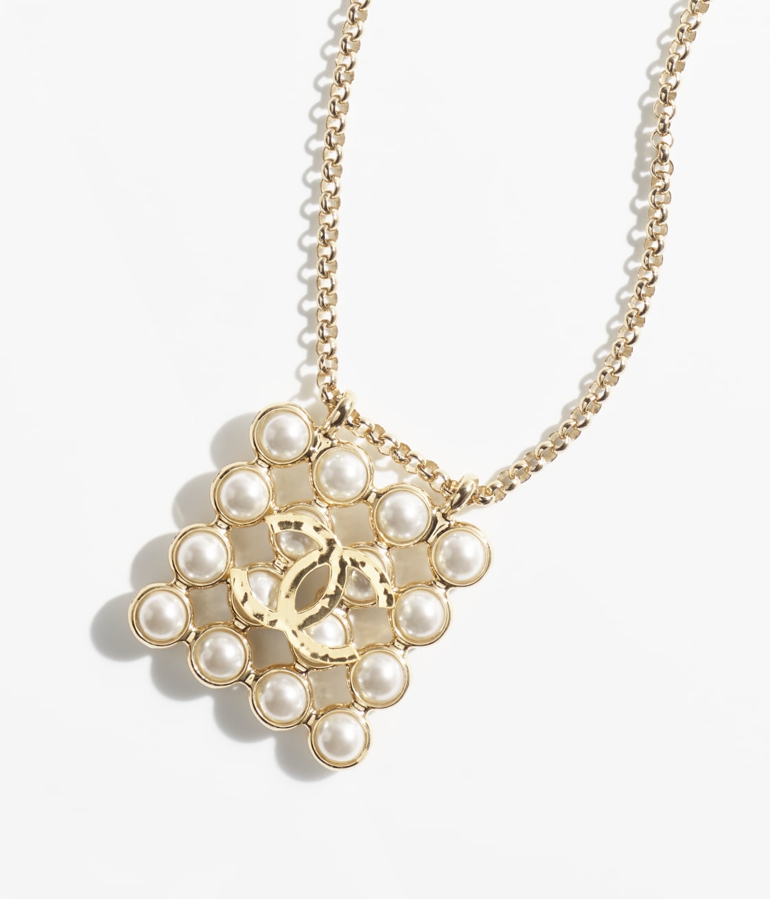 LONG PENDANT NECKLACE