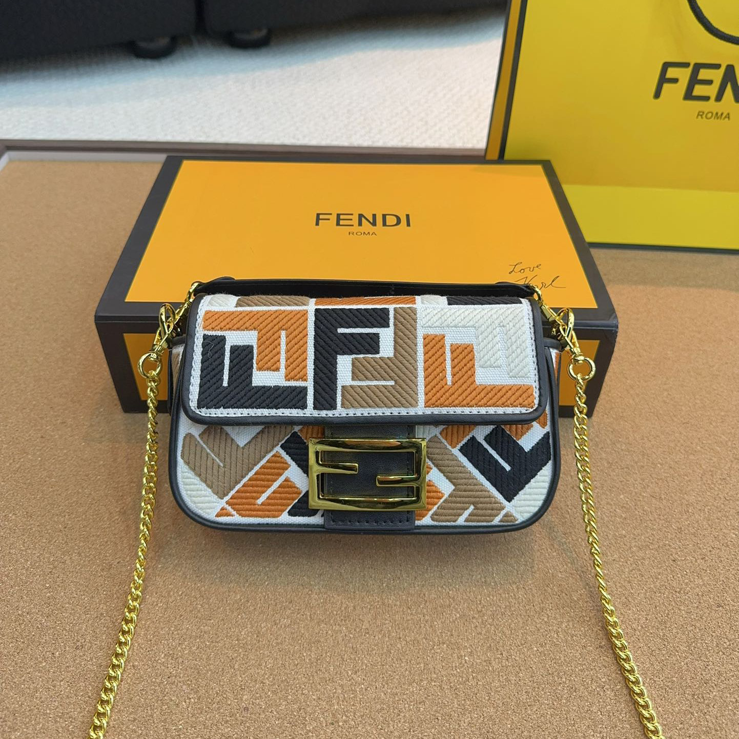 Fendi Baguette Mini