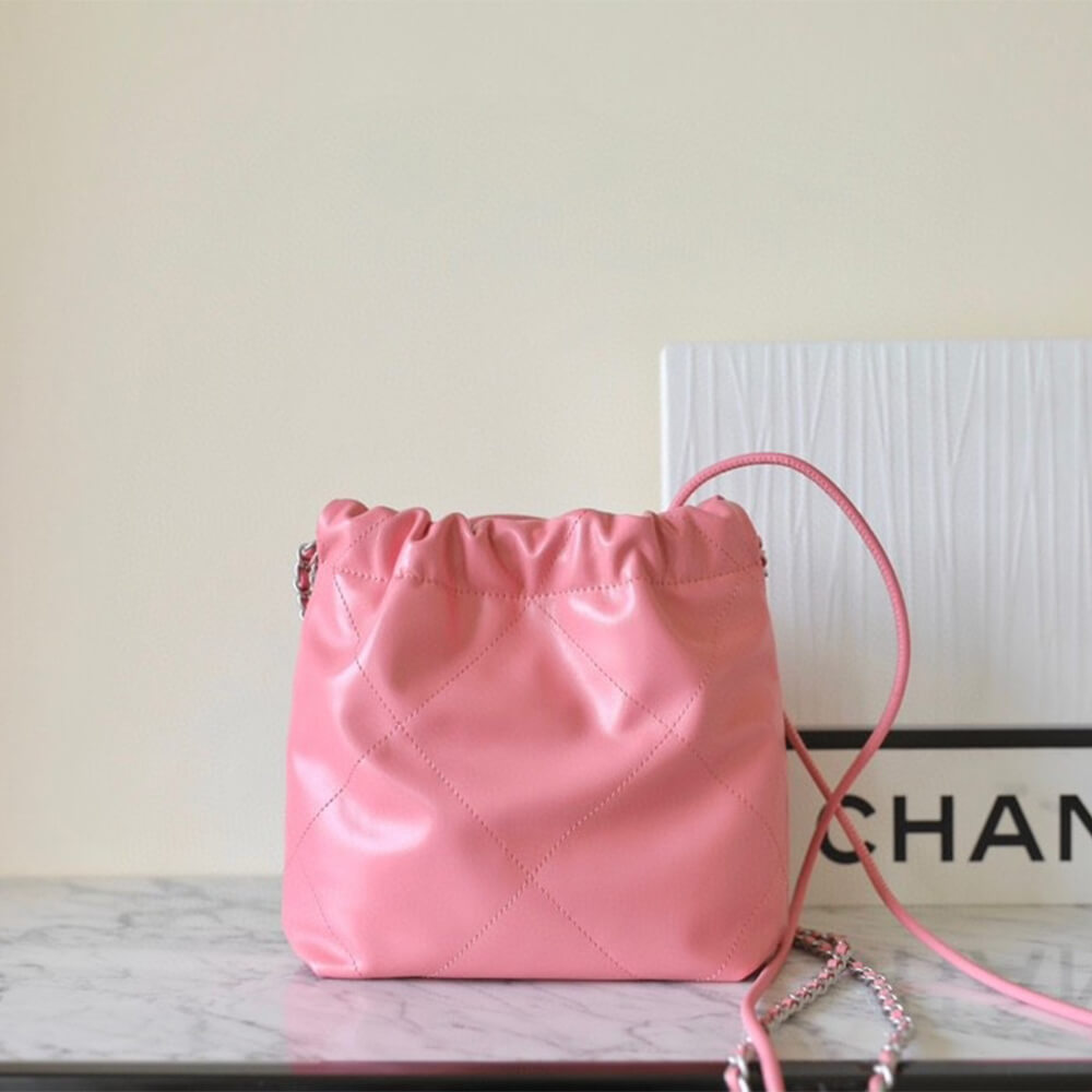 CHANEL 22 MINI HANDBAG AS3980