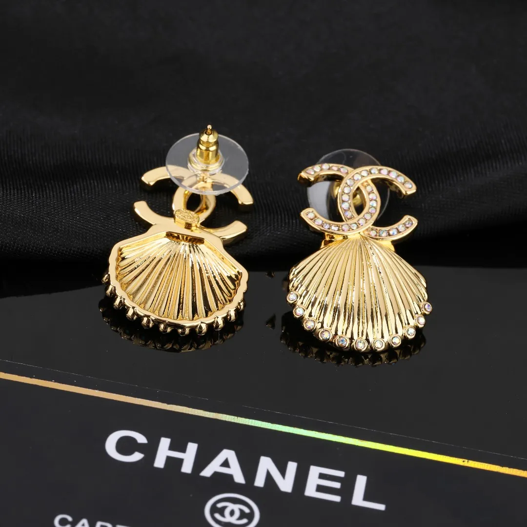 CC Earrings 0008