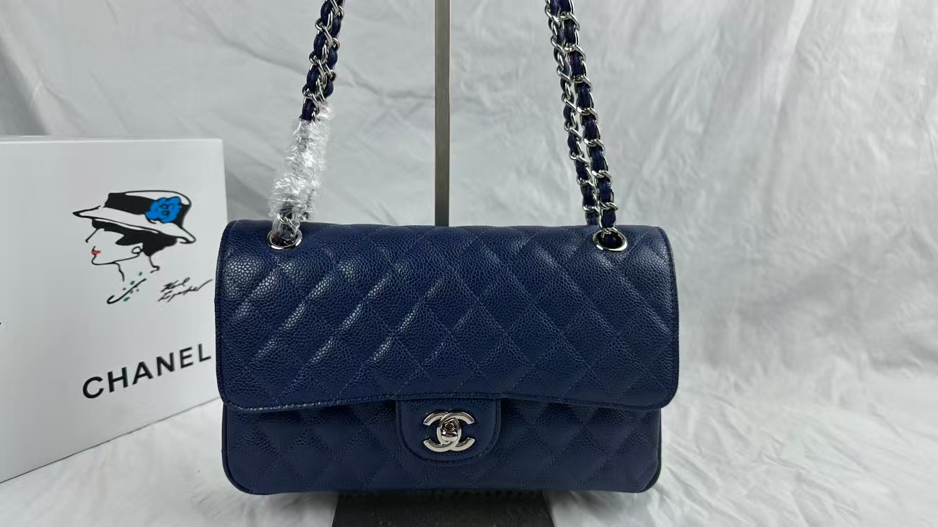 New 18S Chanel Pearly Navy Blue Caviar Medium Classic Double Flap Bag GHW