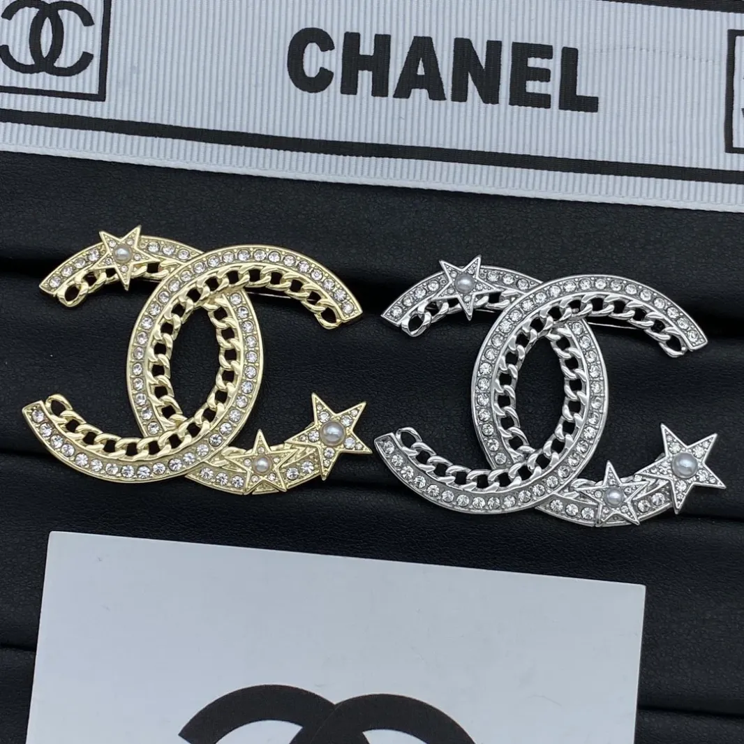 High quality CC brooch