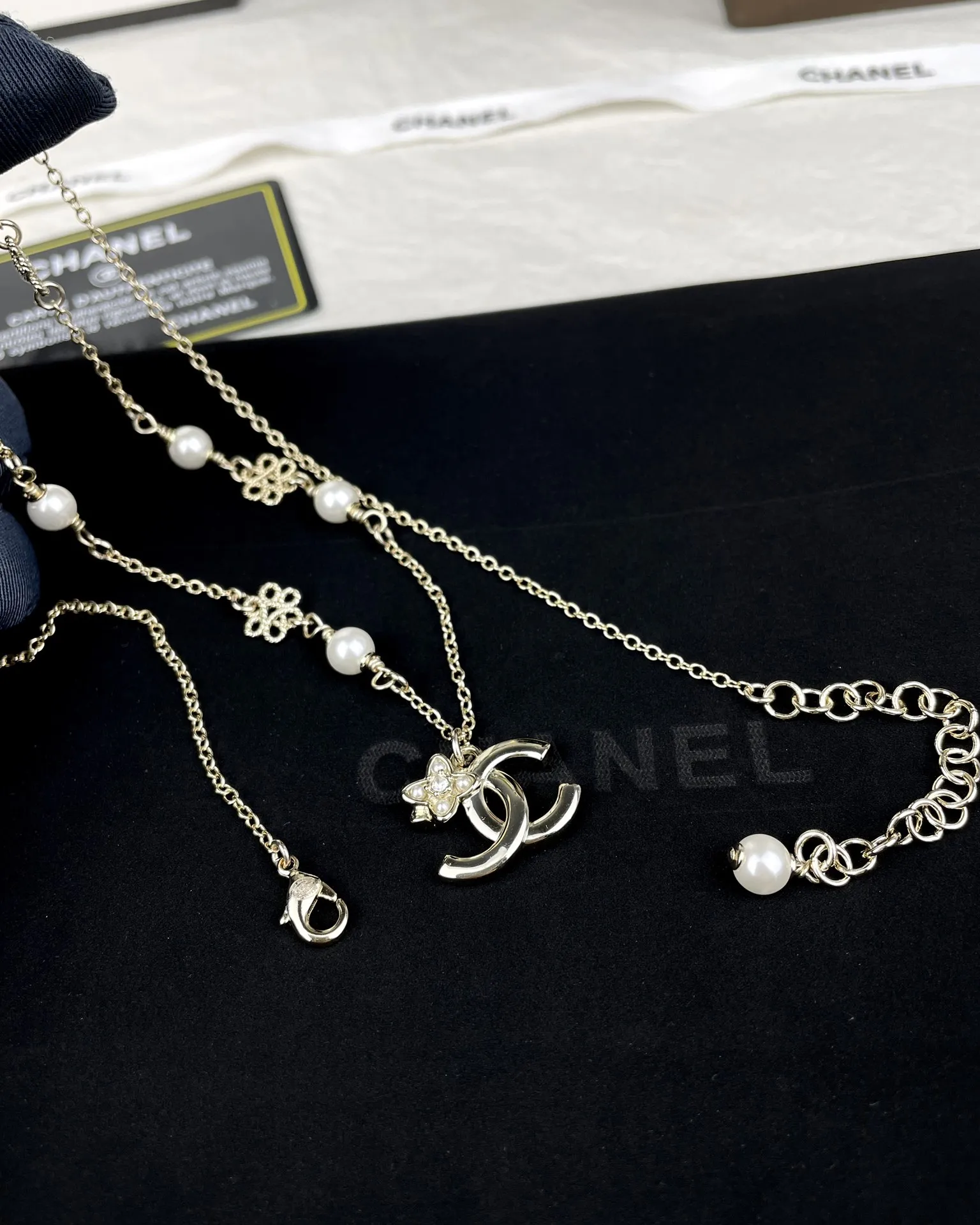 CC Necklace 0017